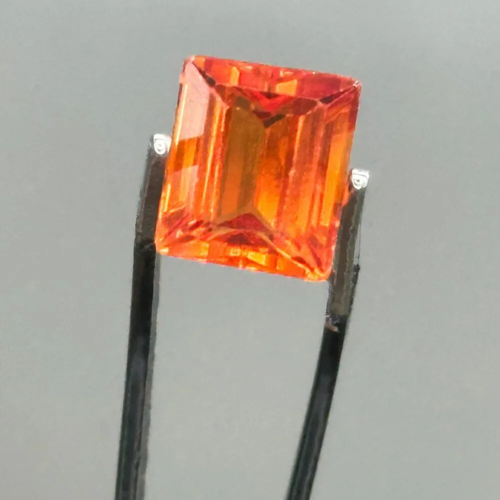 Orange Sapphire - Picture 7 of 14